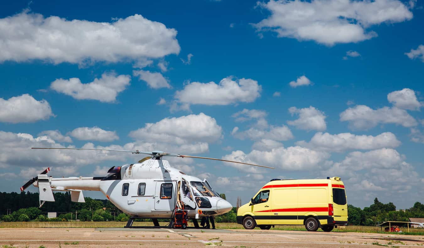 You are currently viewing Medjet Review: Why Travelers Need Better Evacuation Coverage