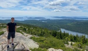 Read more about the article Should Travel Be Inexpensive?