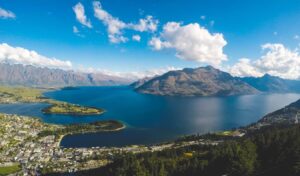 Read more about the article The 6 Best Hostels in Queenstown