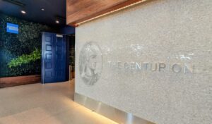 Read more about the article The Best Premium Travel Credit Cards