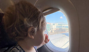 Read more about the article 25 Tips for Flying with a Baby