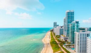 Read more about the article Where to Stay in Miami: The Best Neighborhoods for Your Visit